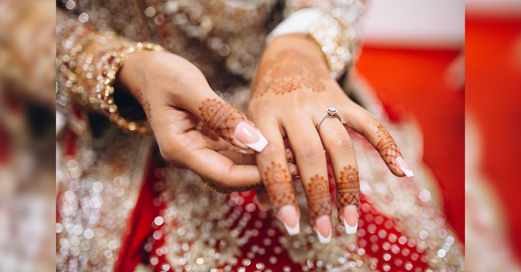Top Bridal Nail Extension Trends in India in 2023!
